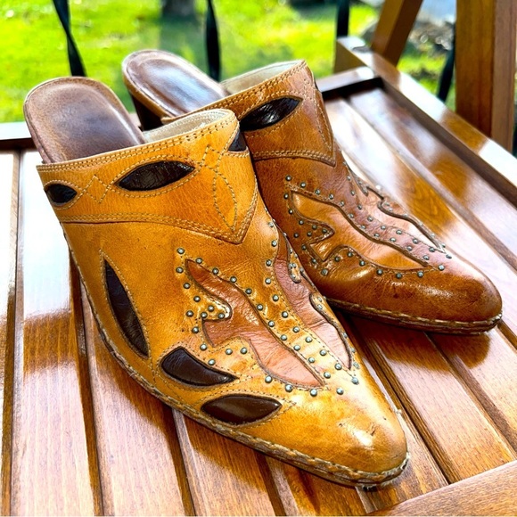 Frye Phoenix Leather Western Studs Cowboy Boot Logo Sz 6M Mule Shoes - Picture 1 of 11